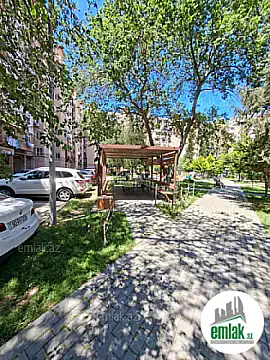 Satılır 3 otaqlı köhnə tikili 65 m² — Bakı 3 otaq 65.00 m²