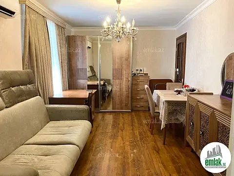 Satılır 2 otaqlı köhnə tikili 45 m² — Bakı 2 otaq 45.00 m²