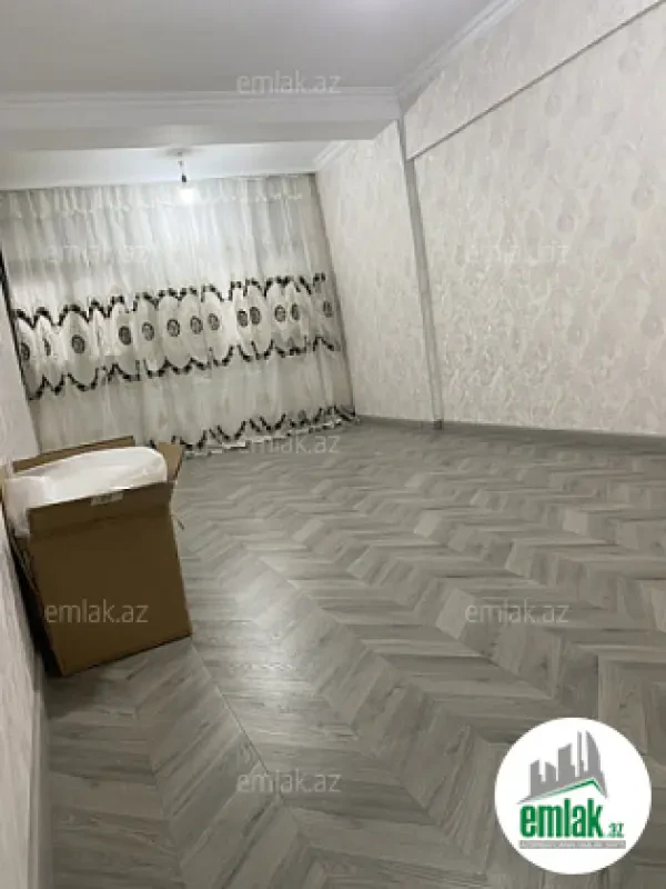 Satılır 3 otaqlı köhnə tikili 70 m²