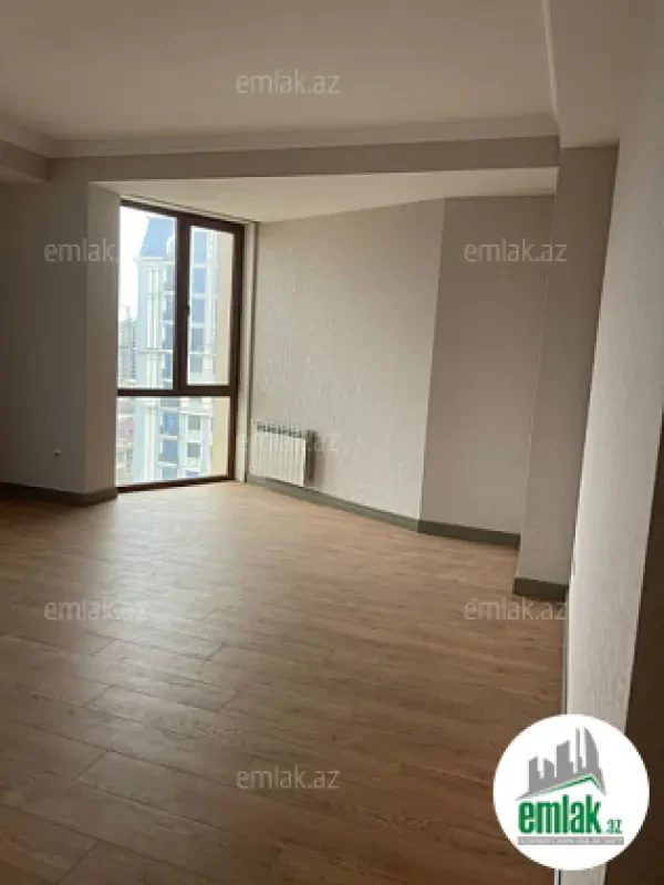 Satılır 4 otaqlı yeni tikili 175 m²