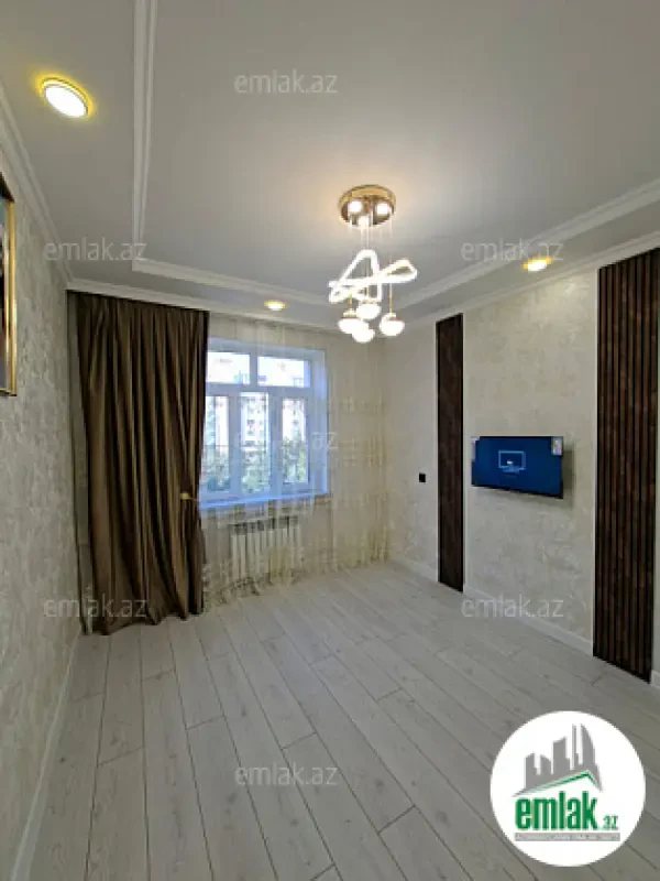 Satılır 3 otaqlı köhnə tikili 75 m²