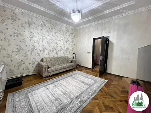Satılır 2 otaqlı köhnə tikili 70 m² — Bakı 2 otaq 70.00 m²