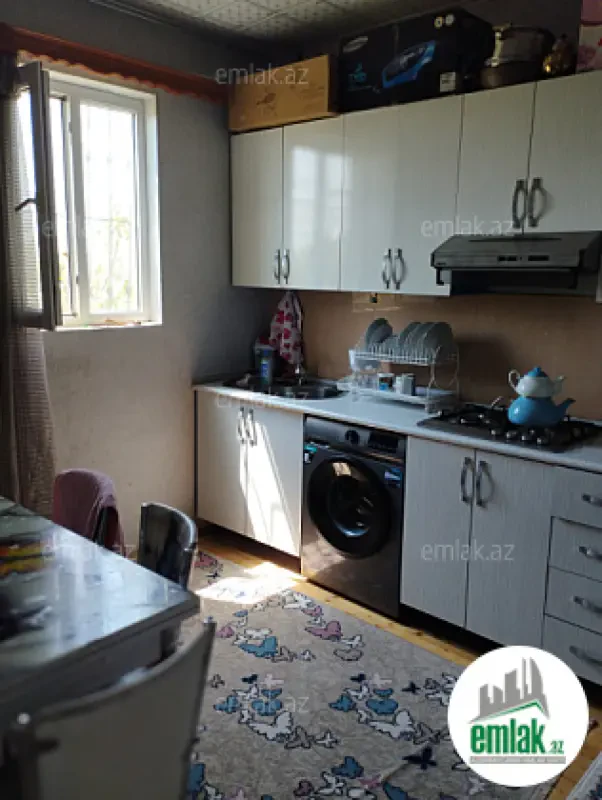 Satılır 2 otaqlı həyət evi 78 m²