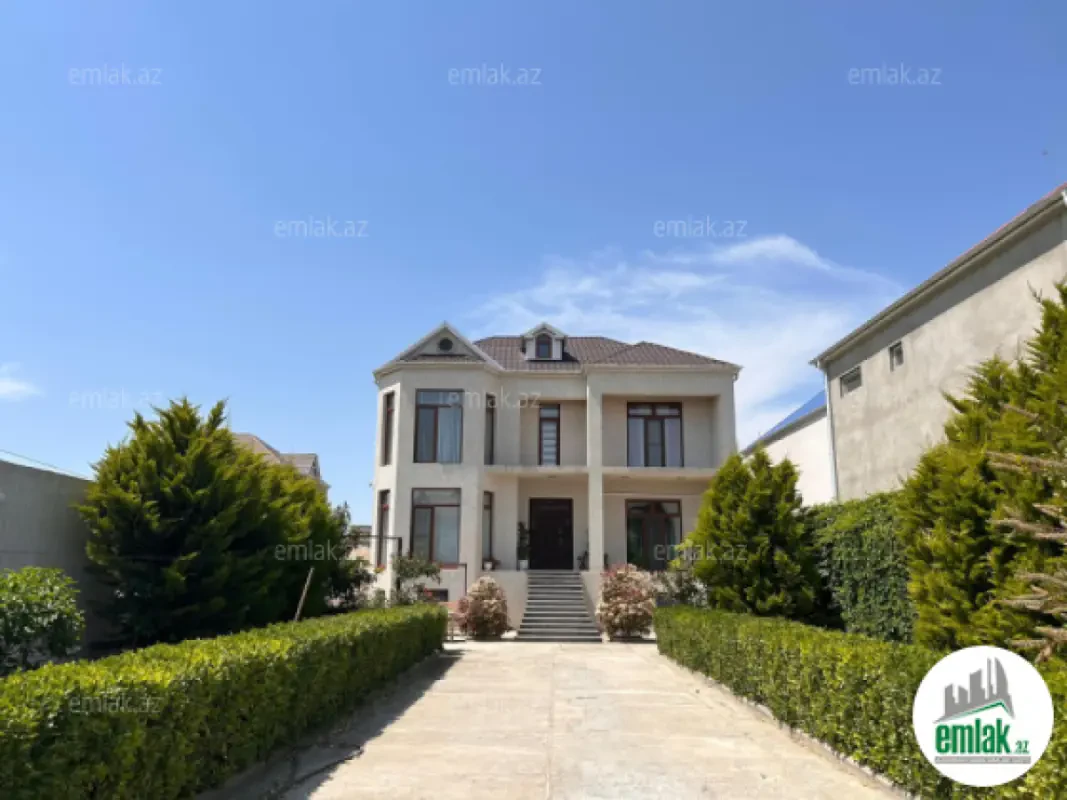 Satılır 7 otaqlı həyət evi 315 m²