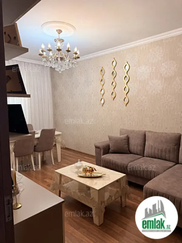 Satılır 3 otaqlı köhnə tikili 70 m²
