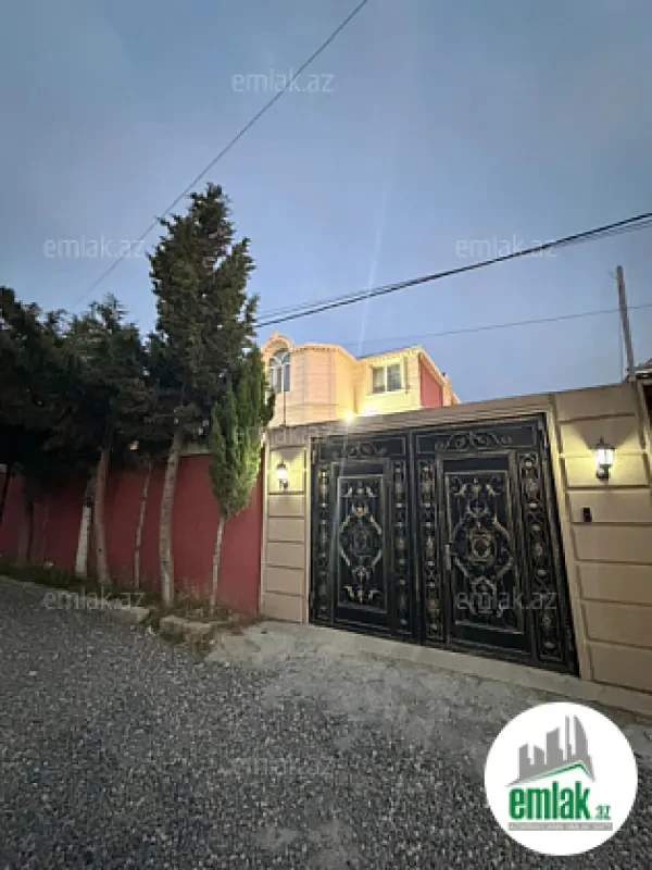 Satılır 7 otaqlı həyət evi 240 m²