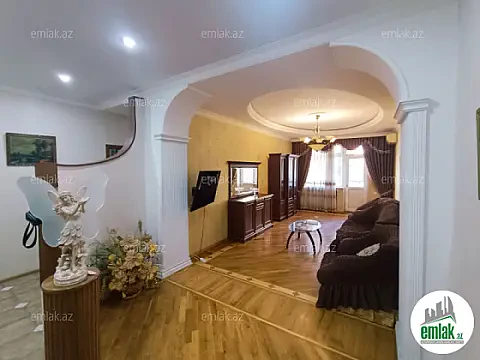Satılır 3 otaqlı yeni tikili 130 m² — Bakı 3 otaq 130.00 m²