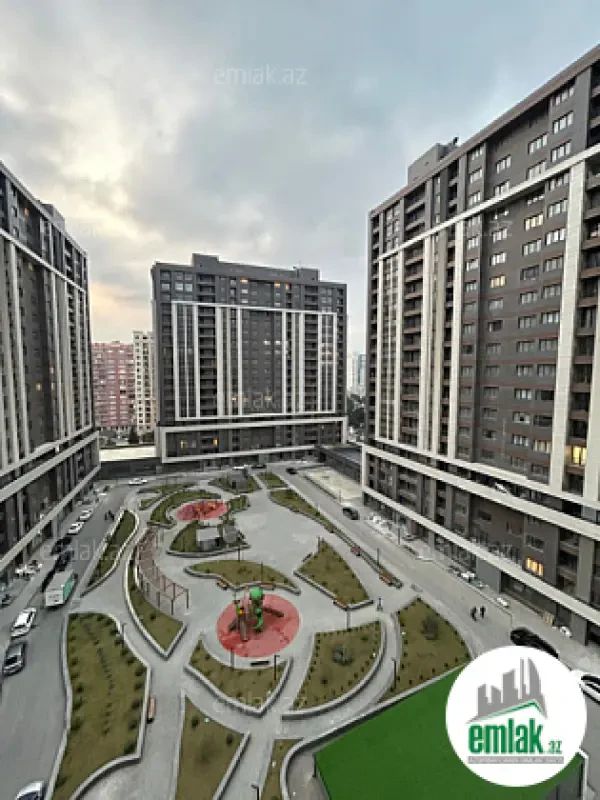 Satılır 3 otaqlı yeni tikili 128 m²