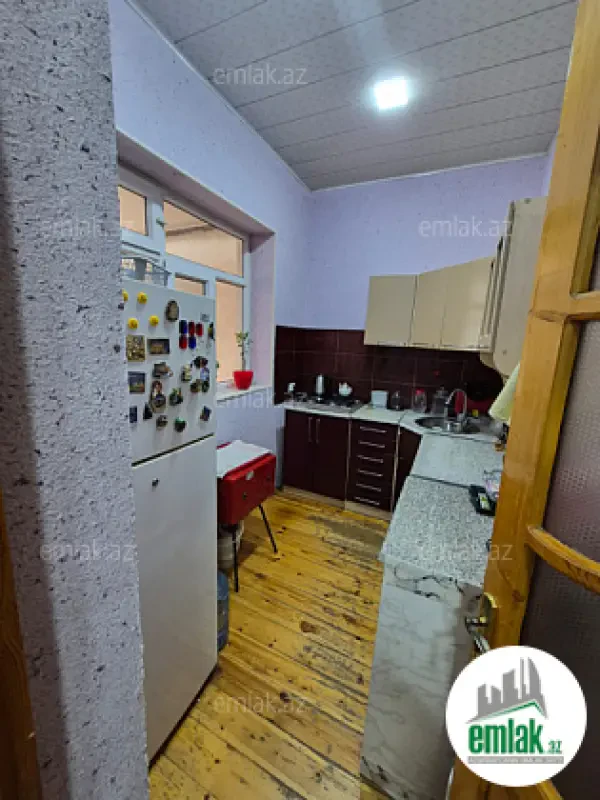 Satılır 5 otaqlı həyət evi 100 m²