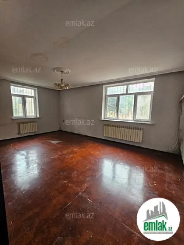 Satılır 3 otaqlı köhnə tikili 85 m²