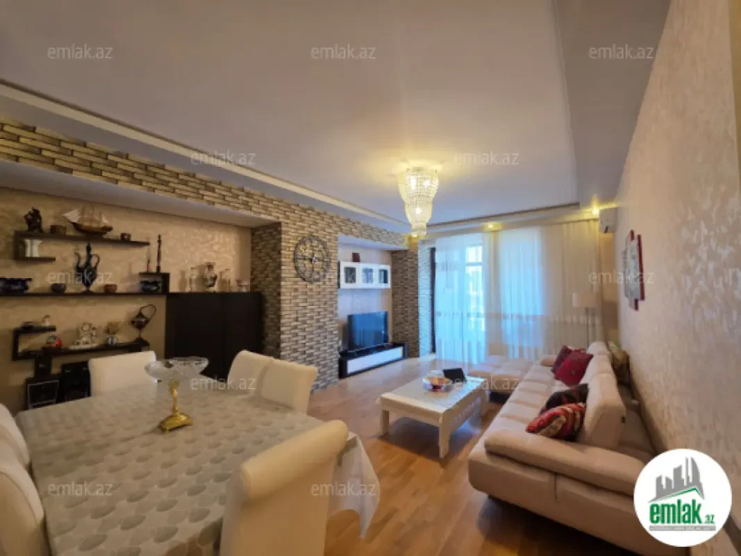 Satılır 3 otaqlı yeni tikili 150 m²