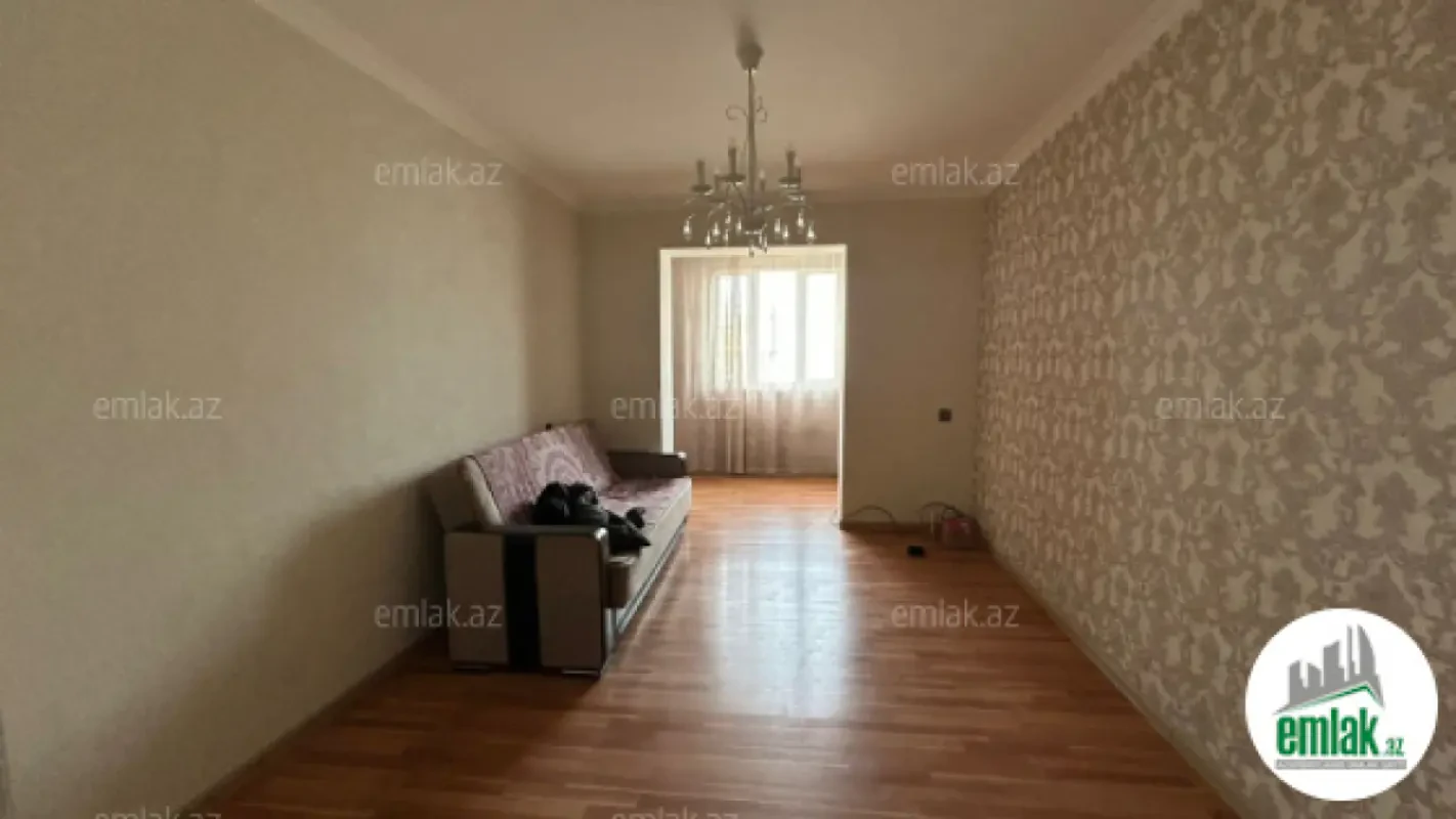Satılır 2 otaqlı köhnə tikili 65 m²
