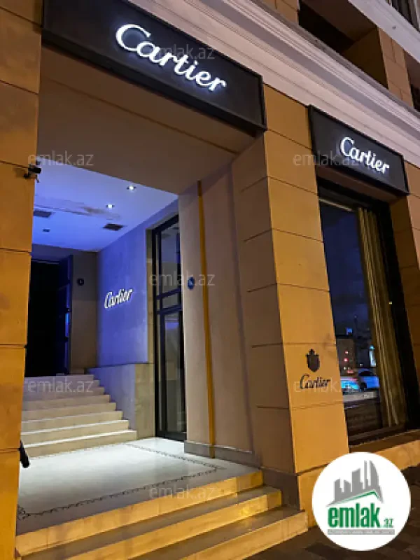 Satılır 3 otaqlı köhnə tikili 100 m²