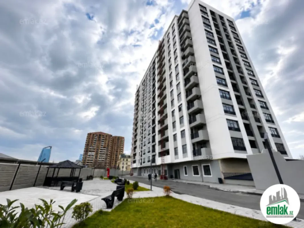 Satılır 3 otaqlı yeni tikili 120 m²