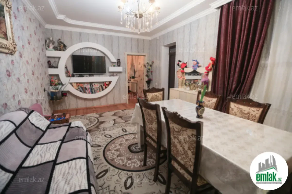Satılır 4 otaqlı həyət evi 100 m²