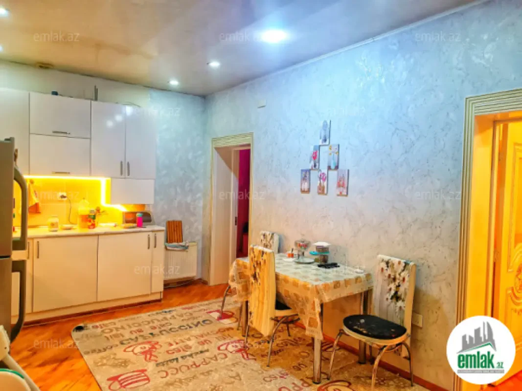 Satılır 3 otaqlı yeni tikili 100 m²