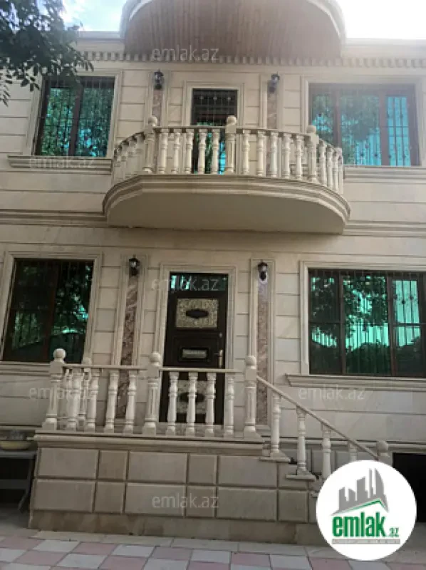 Satılır 5 otaqlı həyət evi 172 m²