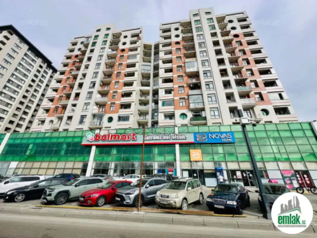 Satılır 3 otaqlı köhnə tikili 100 m²