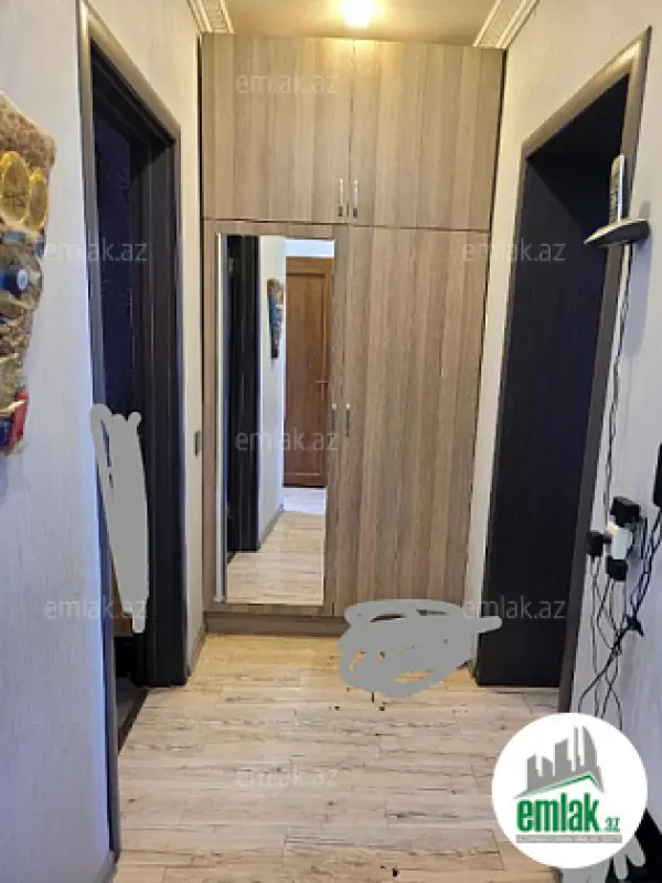 Satılır 2 otaqlı köhnə tikili 60 m²