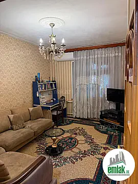 Satılır 3 otaqlı köhnə tikili 90 m² — Bakı 3 otaq 90.00 m²