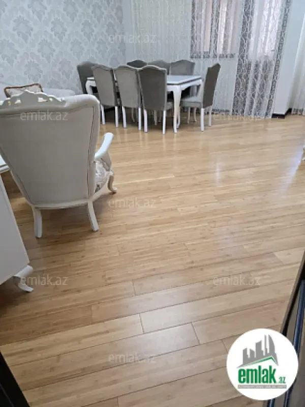Satılır 3 otaqlı yeni tikili 120 m²