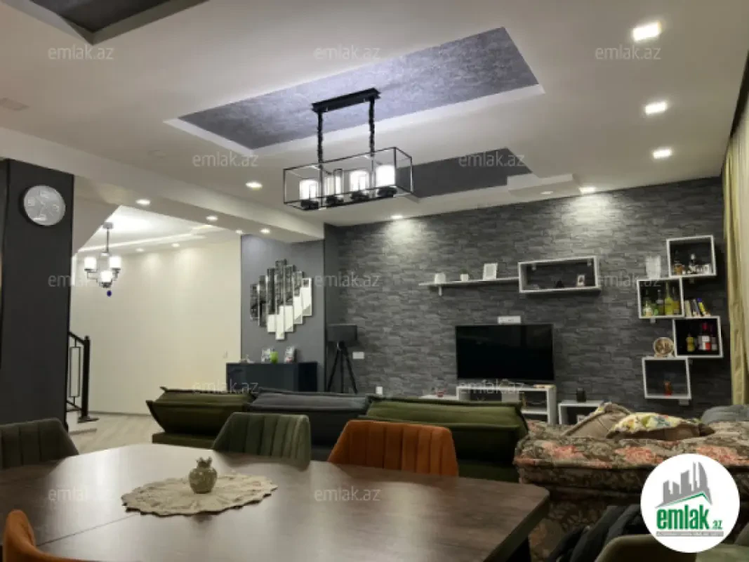 Satılır 4 otaqlı yeni tikili 155 m²
