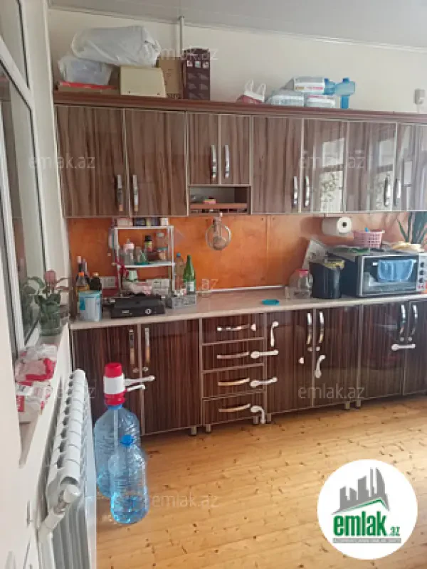 Satılır 2 otaqlı köhnə tikili 45 m²
