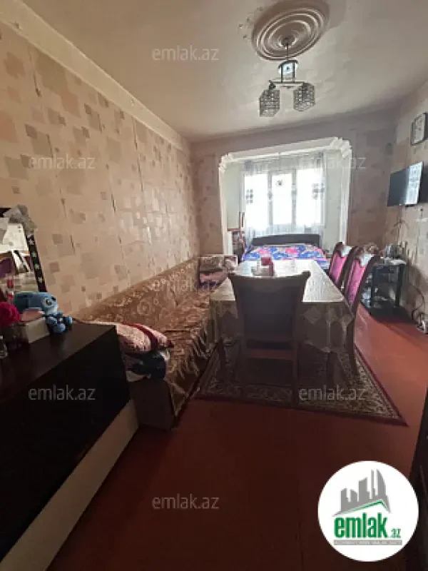 Satılır 2 otaqlı köhnə tikili 54 m²