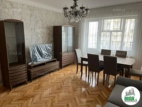 Satılır 3 otaqlı köhnə tikili 85 m² — Bakı 3 otaq 85.00 m²