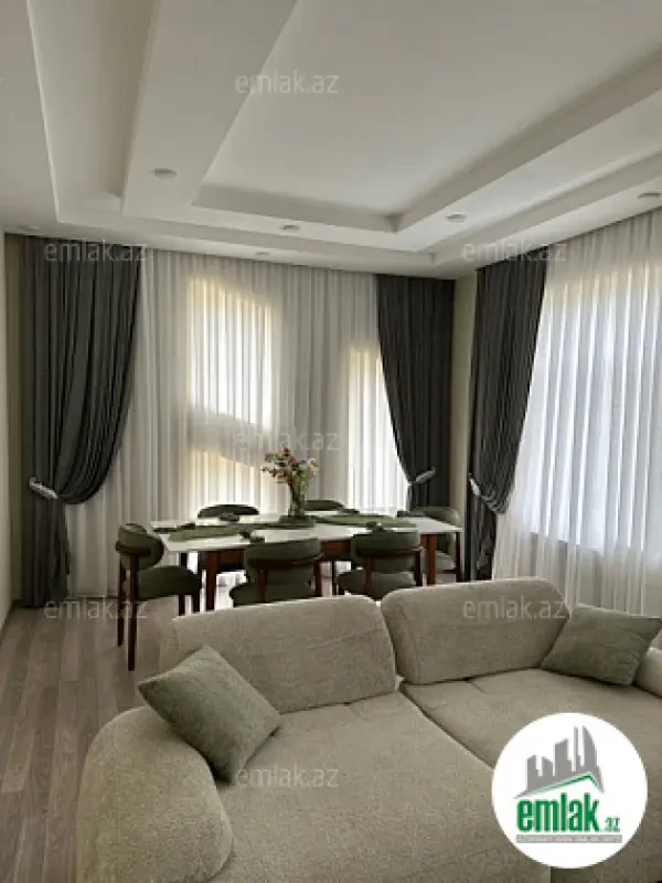 Satılır 4 otaqlı həyət evi 200 m²