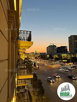 Satılır 3 otaqlı köhnə tikili 75 m² — Bakı 3 otaq 75.00 m²