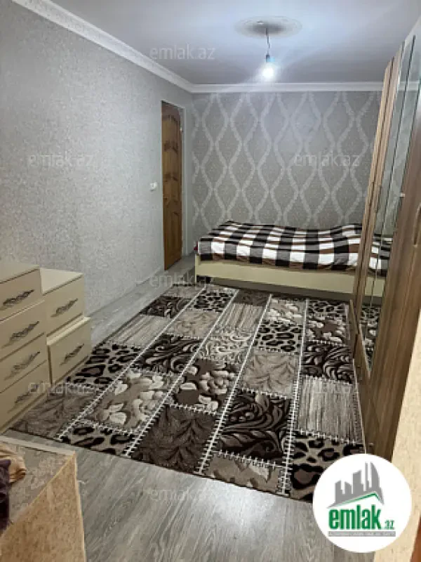 Satılır 2 otaqlı köhnə tikili 30 m²