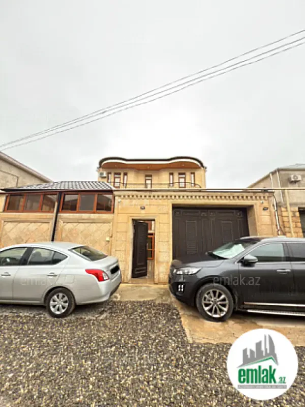 Satılır 8 otaqlı həyət evi 309 m²