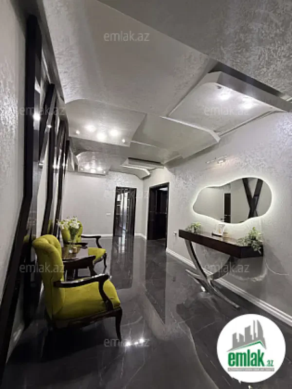 Satılır 4 otaqlı yeni tikili 233 m²
