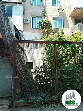 Satılır 2 otaqlı köhnə tikili 45 m² — Bakı 2 otaq 45.00 m²