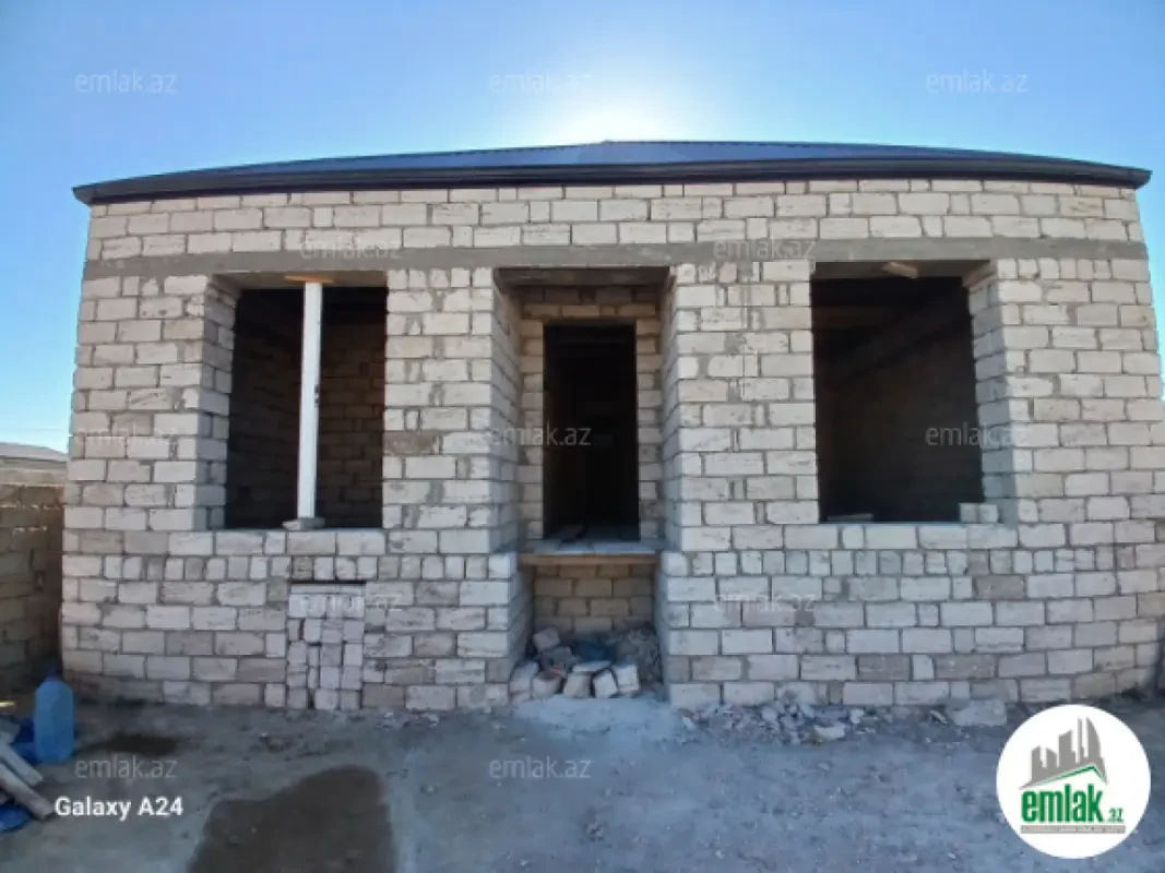 Satılır 4 otaqlı yeni tikili 100 m²