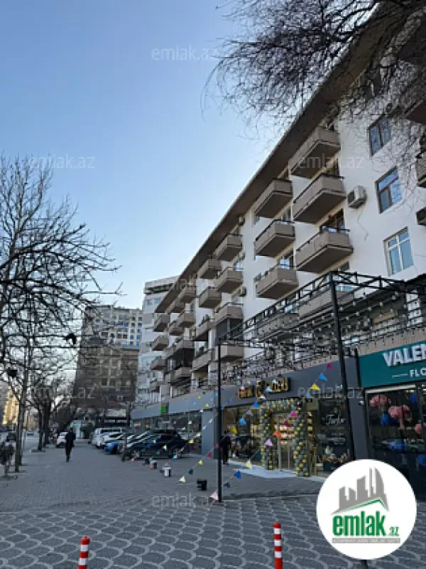 Satılır 2 otaqlı köhnə tikili 45 m²