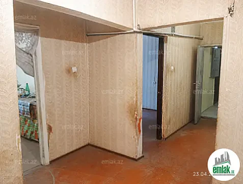 Satılır 5 otaqlı köhnə tikili 120 m² — Bakı 5 otaq 120.00 m²