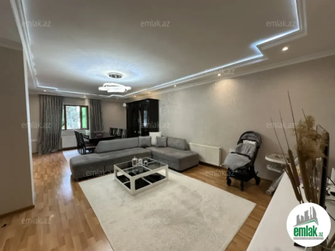 Satılır 4 otaqlı həyət evi 140 m²