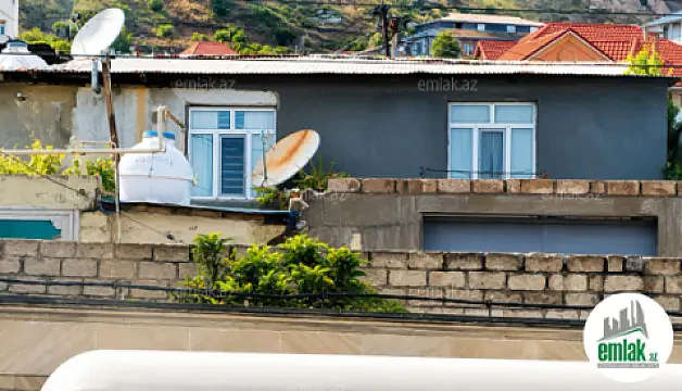 Satılır 3 otaqlı köhnə tikili 90 m² — Bakı 3 otaq 90.00 m²