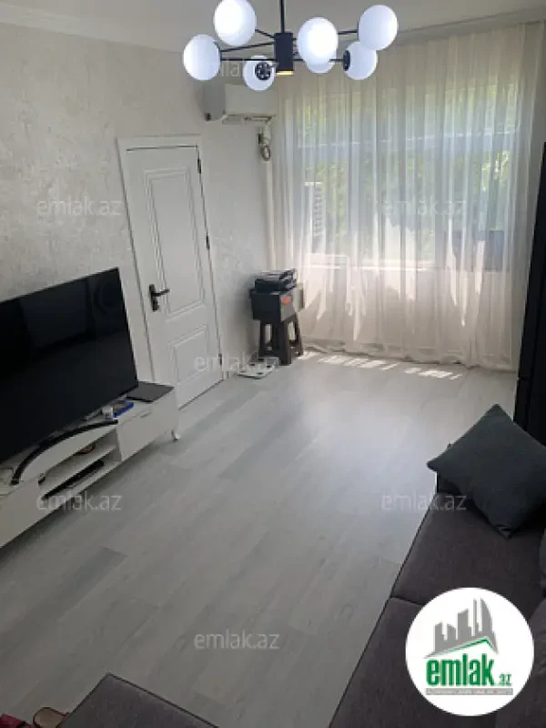 Satılır 2 otaqlı köhnə tikili 35 m²