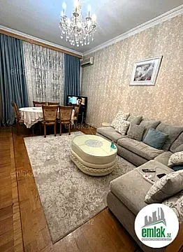 Satılır 3 otaqlı köhnə tikili 85 m² — Bakı 3 otaq 85.00 m²