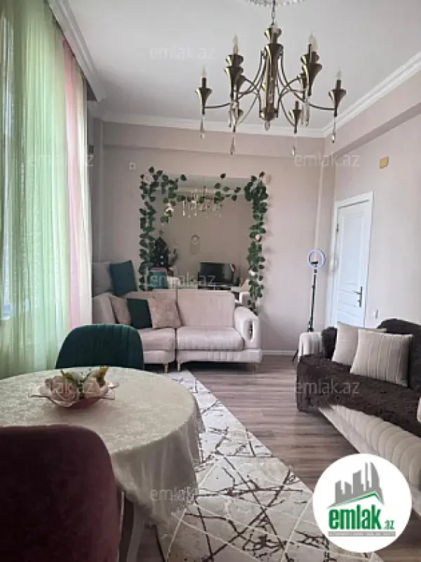 Satılır 3 otaqlı yeni tikili 75 m²