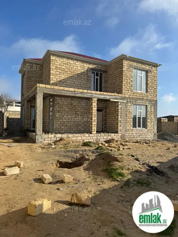 Satılır 6 otaqlı həyət evi 177 m²