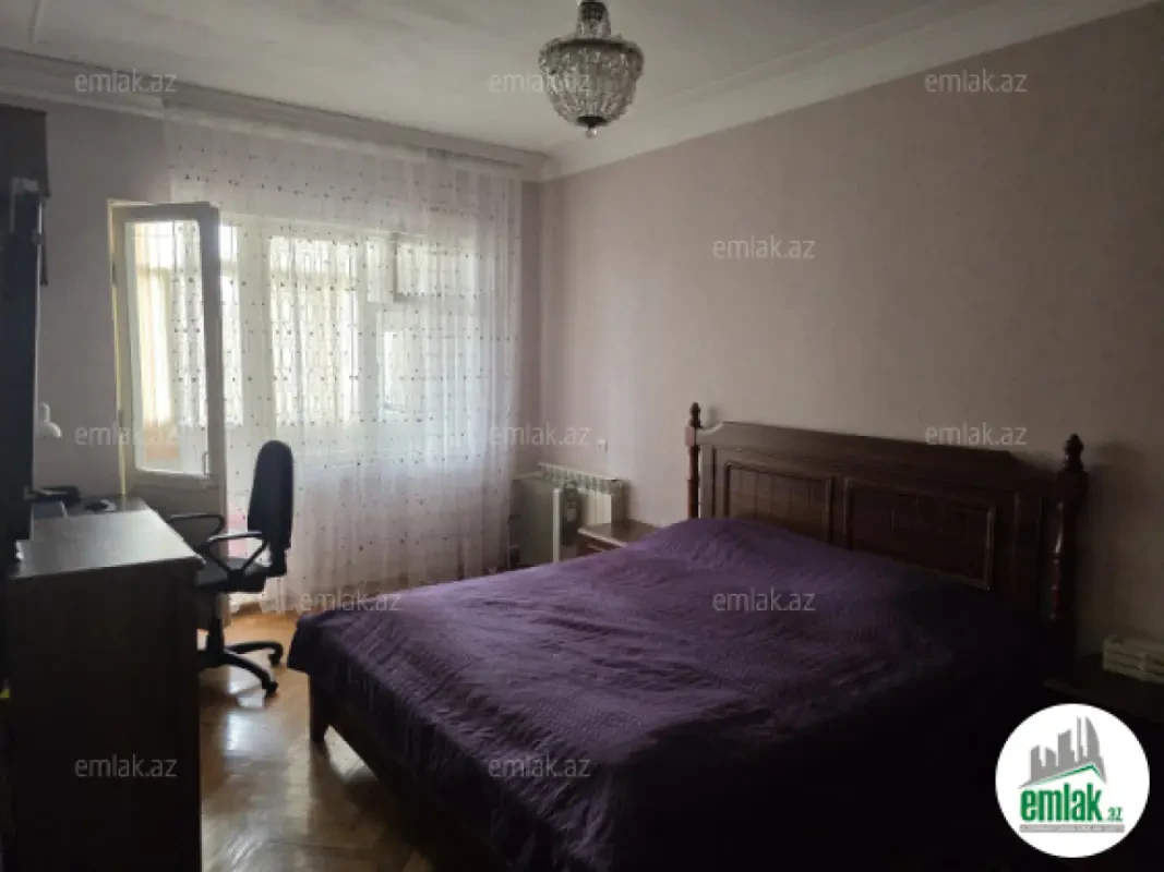 Satılır 3 otaqlı köhnə tikili 68 m²