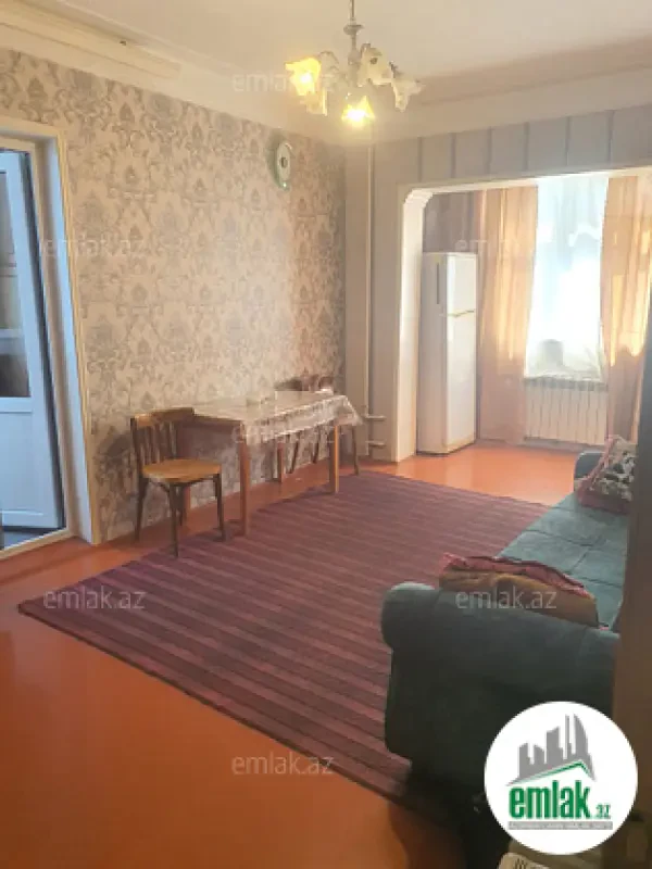 Satılır 2 otaqlı köhnə tikili 55 m²