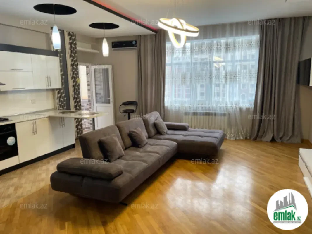 Satılır 3 otaqlı yeni tikili 128 m²