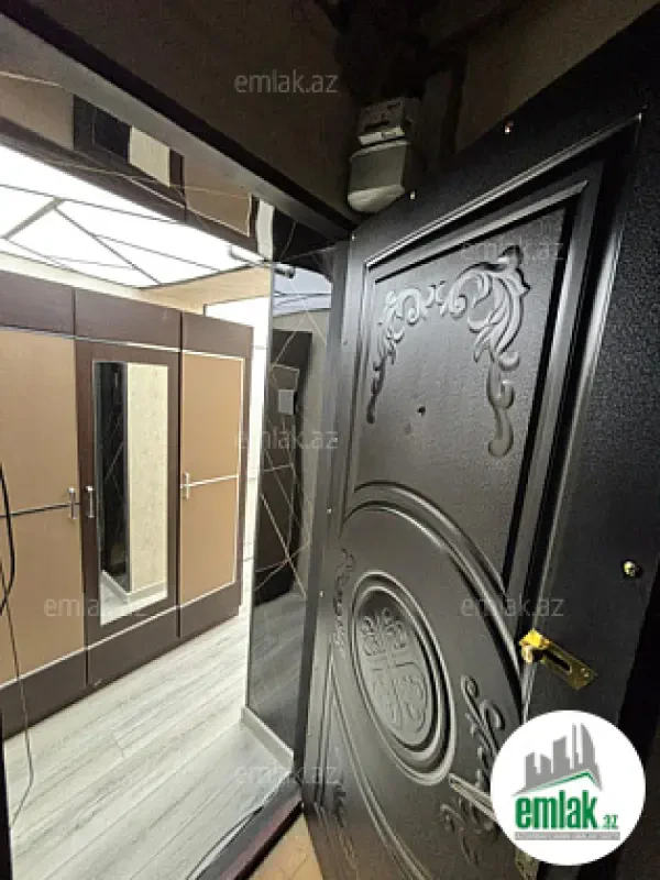 Satılır 1 otaqlı köhnə tikili 36 m²