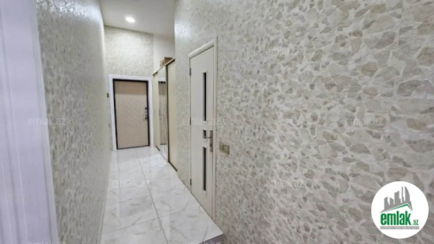 Satılır 3 otaqlı yeni tikili 65 m²