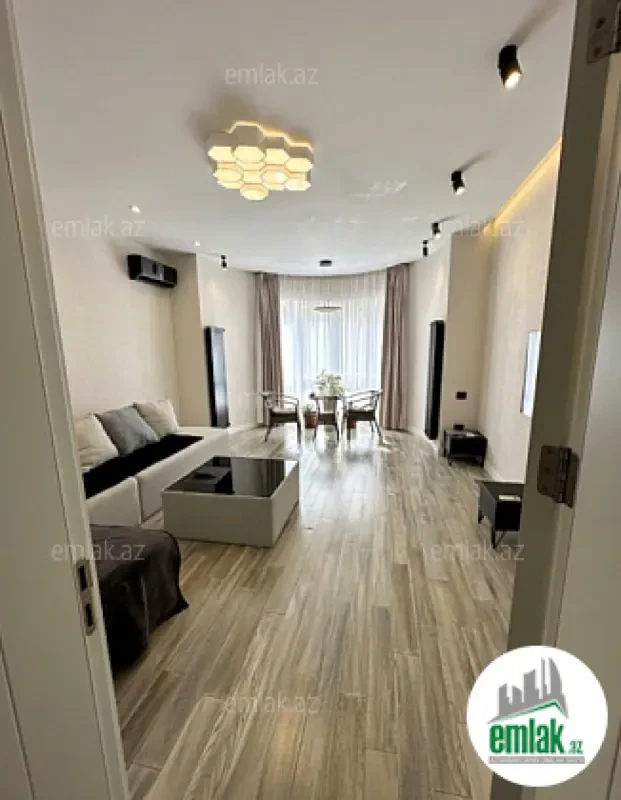 Satılır 3 otaqlı yeni tikili 129 m²